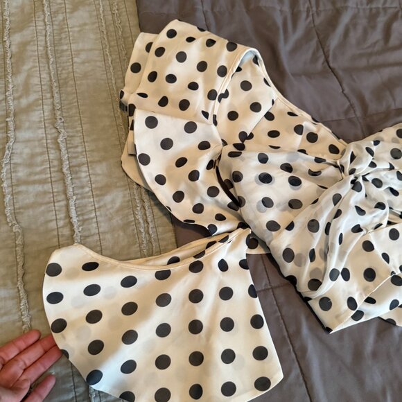 One Shoulder Crop Top - Picture 5 of 7